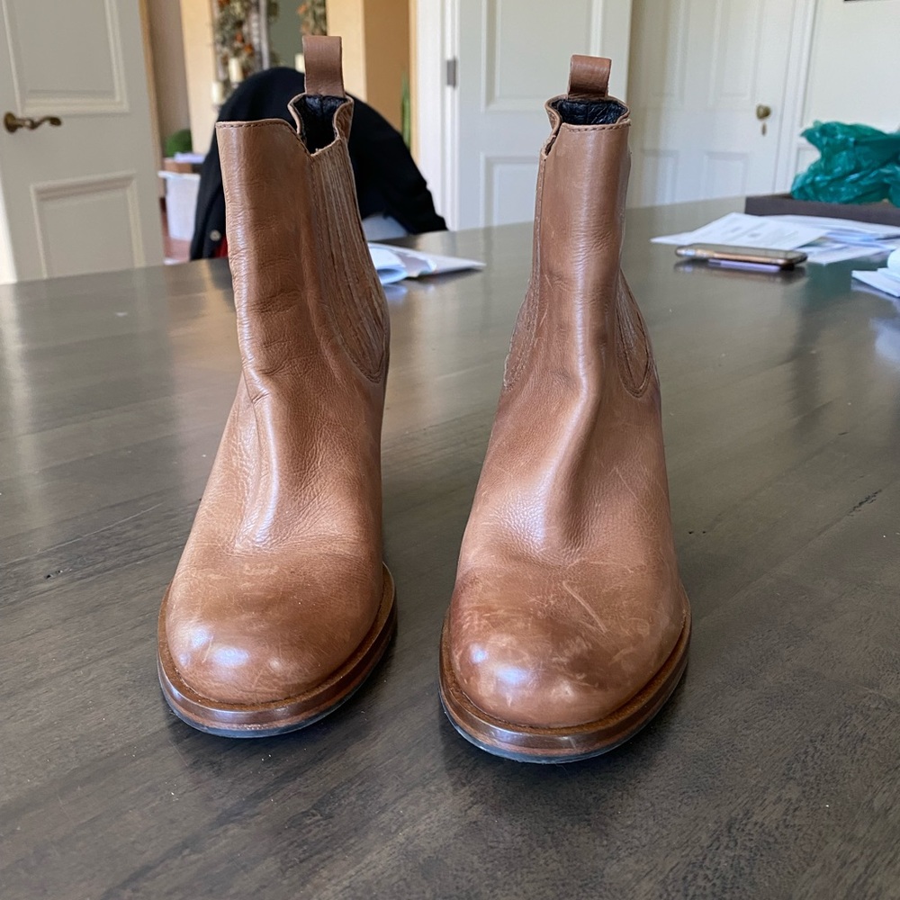BROWN LEATHER BOOTIES - Picture 4 of 10